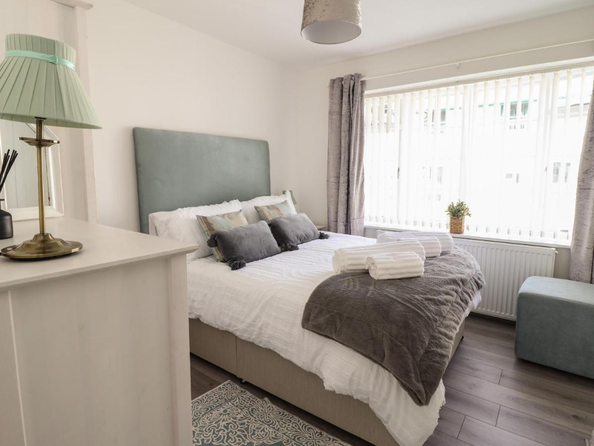 The Old Coach House Apartment Conwy Bagian luar foto